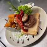Malom Club Panzio Baja