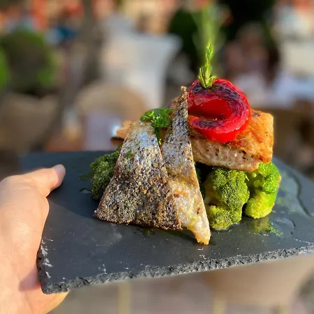 Bed and Breakfast Malom Club Panzio 3*