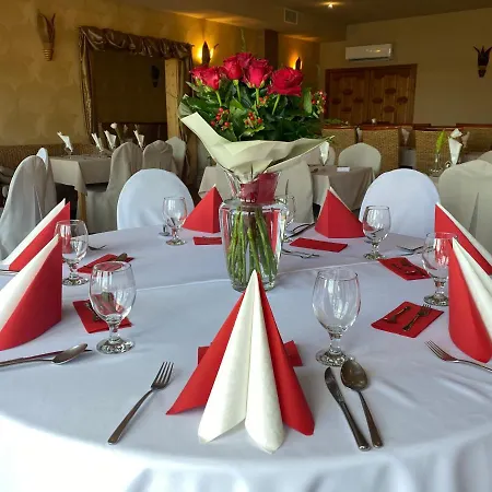 Malom Club Panzio Bed & Breakfast Baja