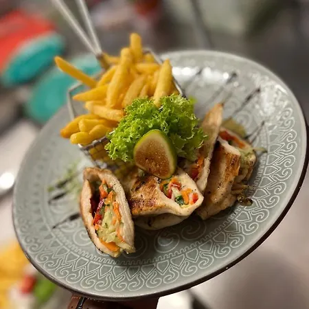 Malom Club Panzió Alojamento de Acomodação e Pequeno-almoço 2*